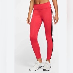 NIKE women’s leggings